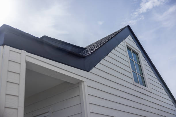 Affordable siding repair and maintenance services in Briarcliff, TX